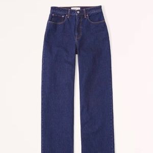 Abercrombie Curve Love High Rise 90s Relaxed Jean size 26R
